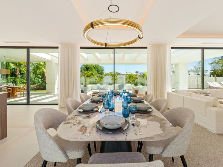 Villa for Sale in San Pedro De Alcantara, Malaga 11