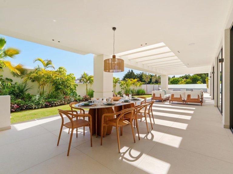 Villa for Sale in San Pedro De Alcantara, Malaga 13