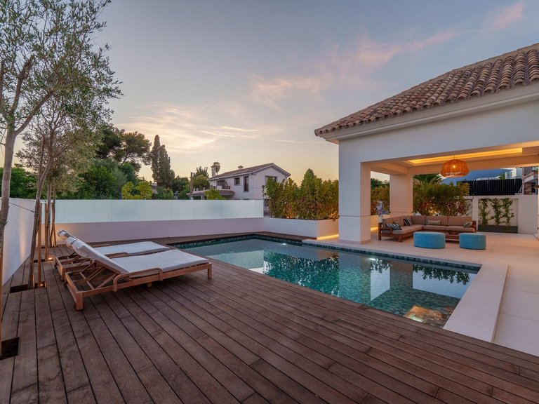 Villa for Sale in San Pedro De Alcantara, Malaga 34