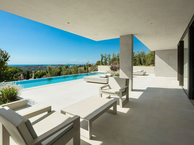 Villa for Sale in Benahavis, Malaga 8