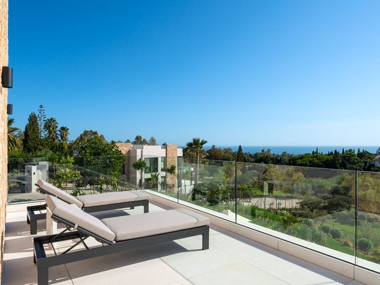 Villa for Sale in Marbella, Malaga 9