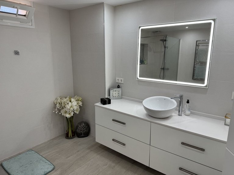 Villa for Sale in Estepona, Malaga 6