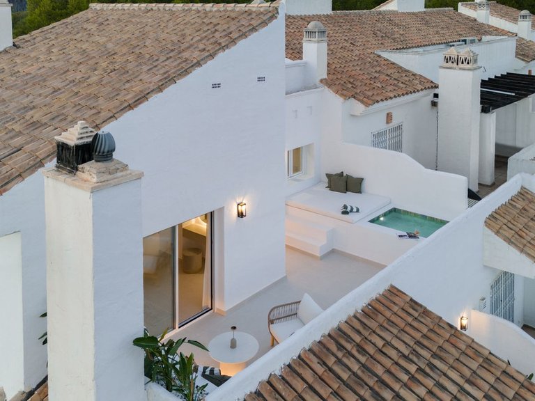 Penthouse for Sale in Marbella, Malaga 2