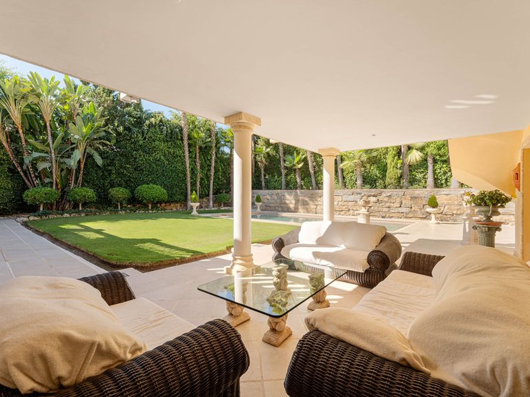 Villa for Sale in Marbella, Malaga 11
