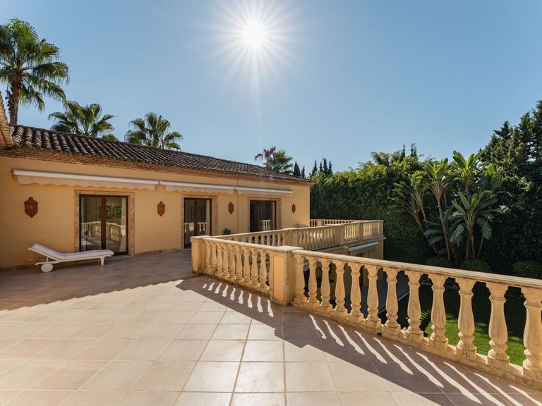 Villa for Sale in Marbella, Malaga 29