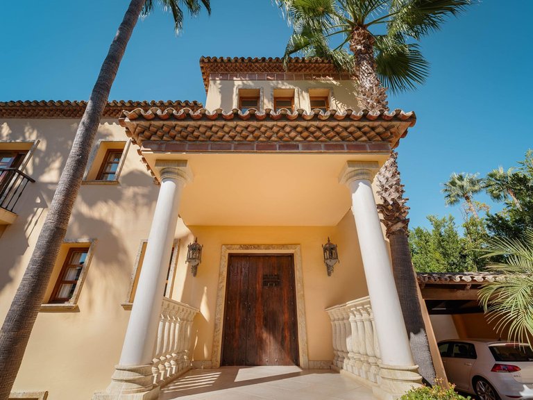 Villa for Sale in Marbella, Malaga 34