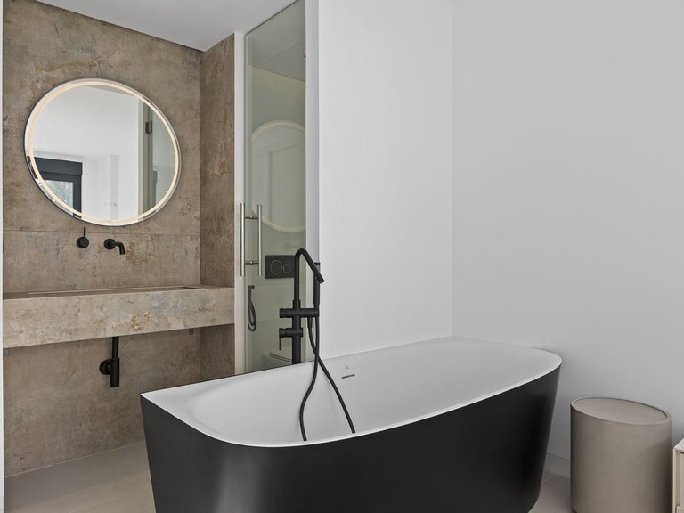 Town House for Sale in Estepona, Malaga 25