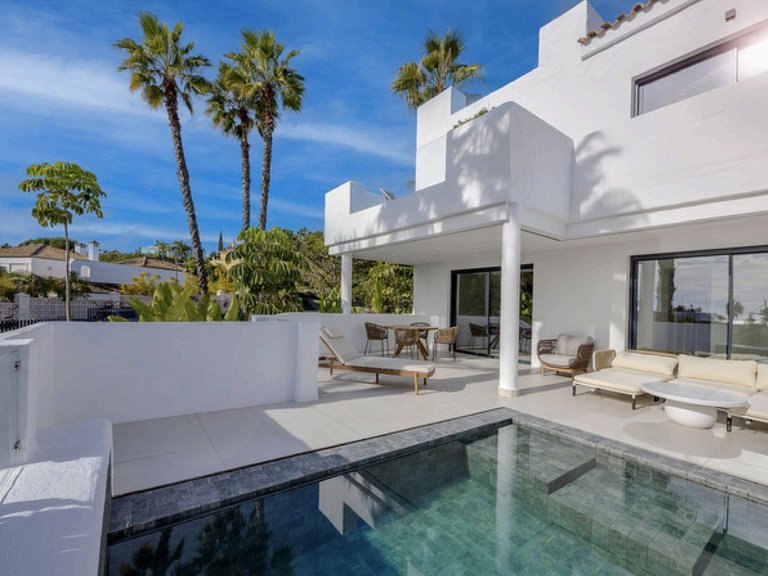 Town House for Sale in Estepona, Malaga 3