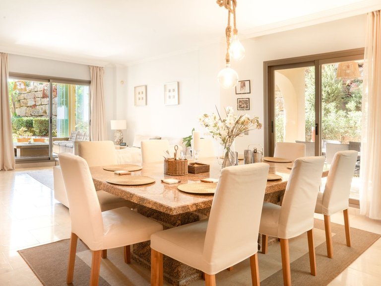 Apartment for Sale in Benahavis, Malaga 30
