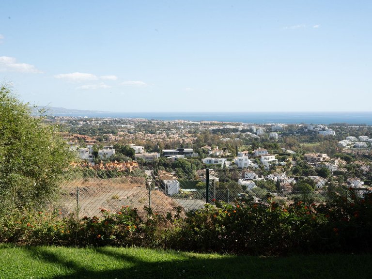 Apartment for Sale in Benahavis, Malaga 42