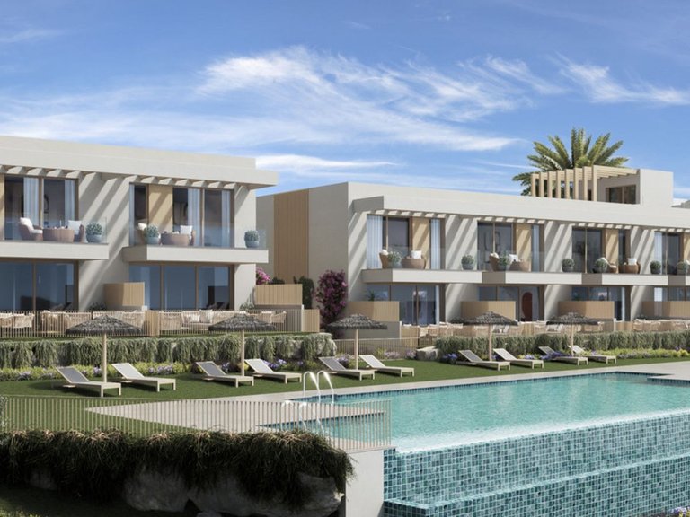 Town House for Sale in La Duquesa, Malaga 15