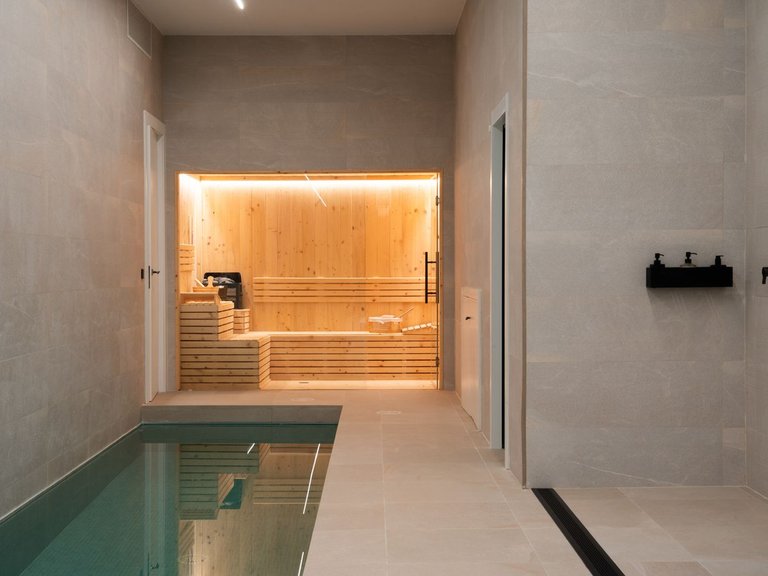 Villa for Sale in Benahavis, Malaga 31