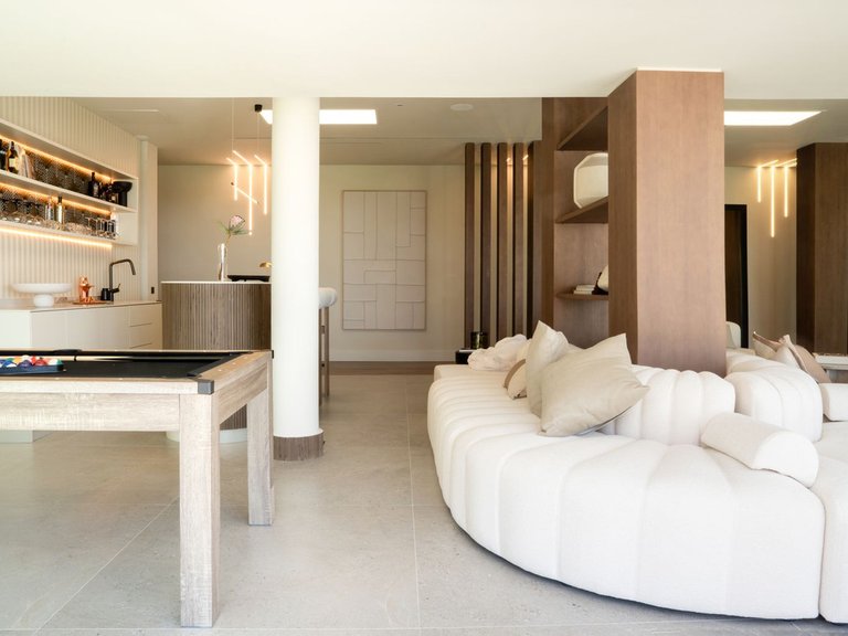 Villa for Sale in Benahavis, Malaga 36