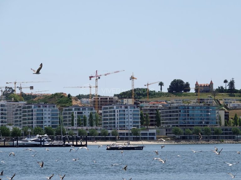 Apartment for Sale in Canidelo, Porto 38
