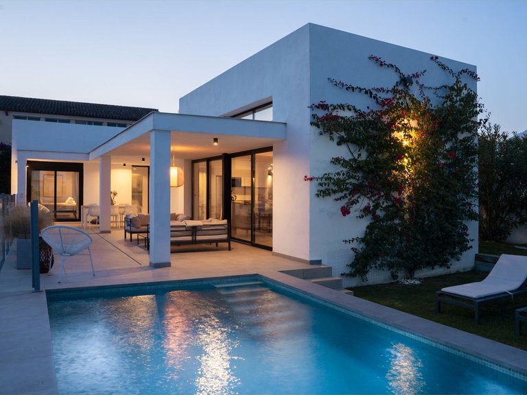 Villa for Sale in Estepona, Malaga 9