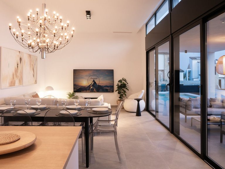 Villa for Sale in Estepona, Malaga 10