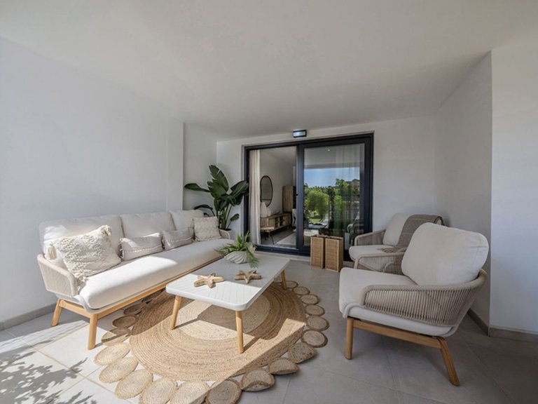 Apartment for Sale in Estepona, Malaga 5