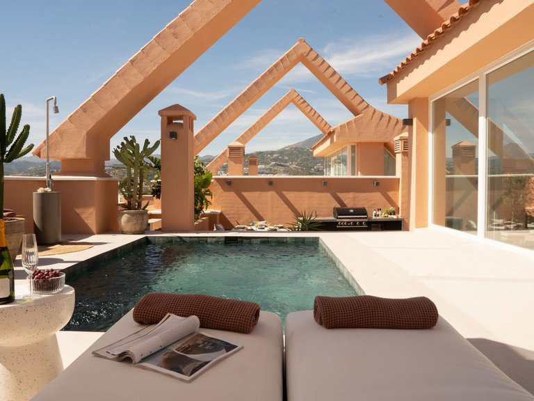 Penthouse for Sale in Marbella, Malaga 12