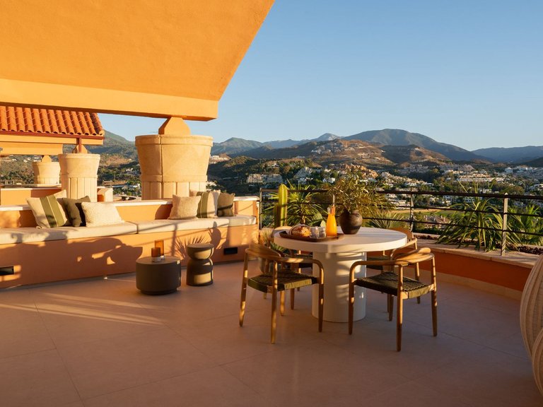 Penthouse for Sale in Marbella, Malaga 18