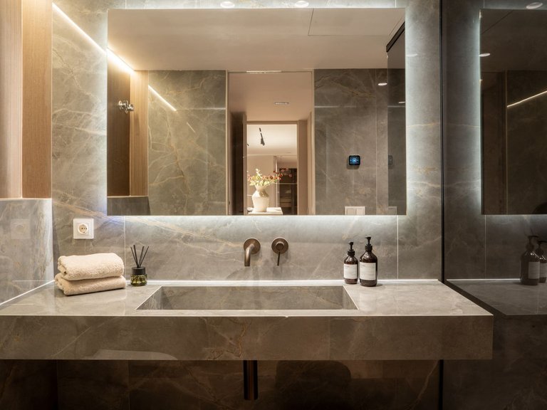 Penthouse for Sale in Marbella, Malaga 30