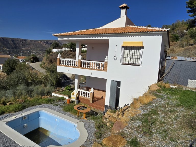 Villa for Sale in Alcaucin, Malaga 5