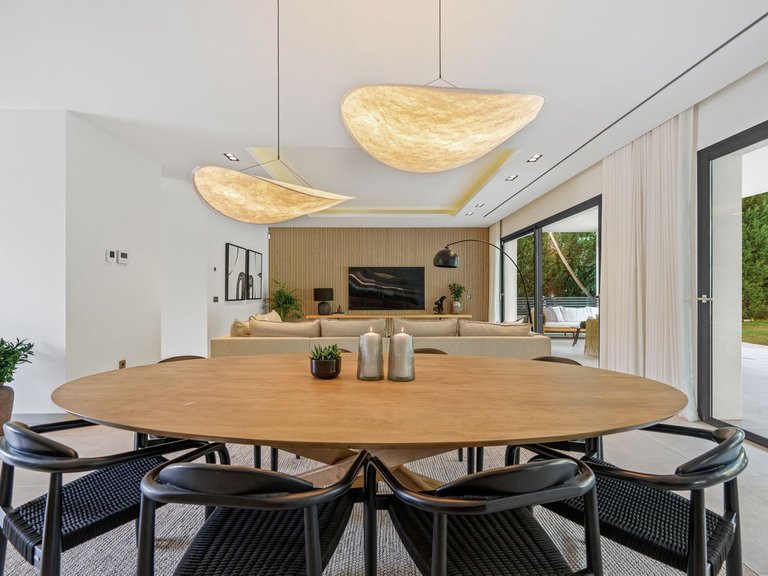 Villa for Sale in Marbella, Malaga 24