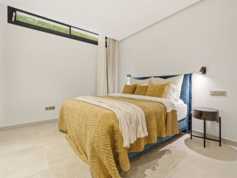 Villa for Sale in Marbella, Malaga 26