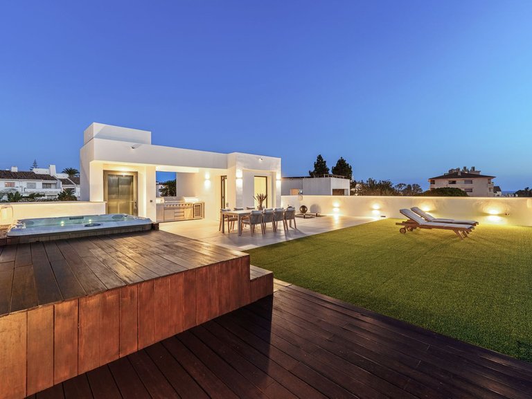 Villa for Sale in Marbella, Malaga 39