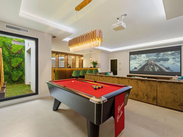 Villa for Sale in Benahavis, Malaga 5