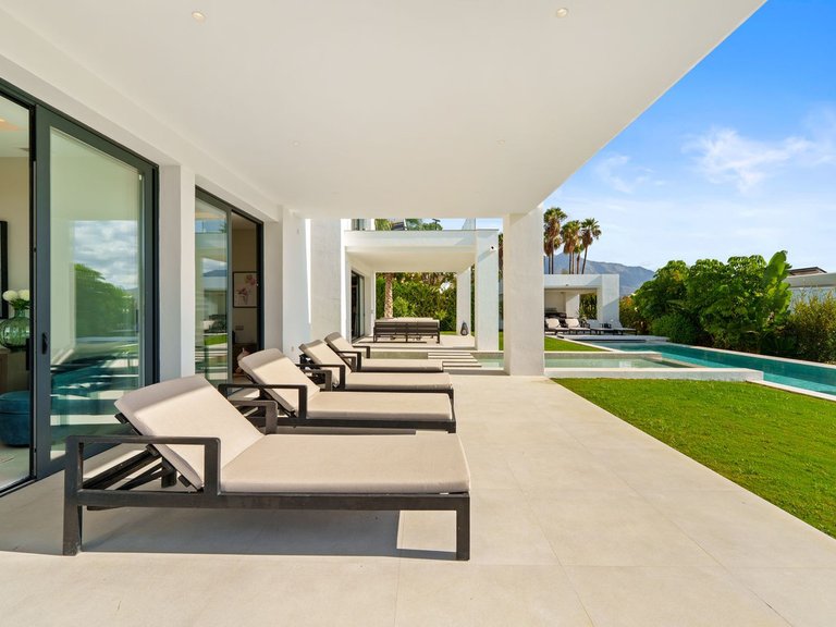 Villa for Sale in Benahavis, Malaga 20