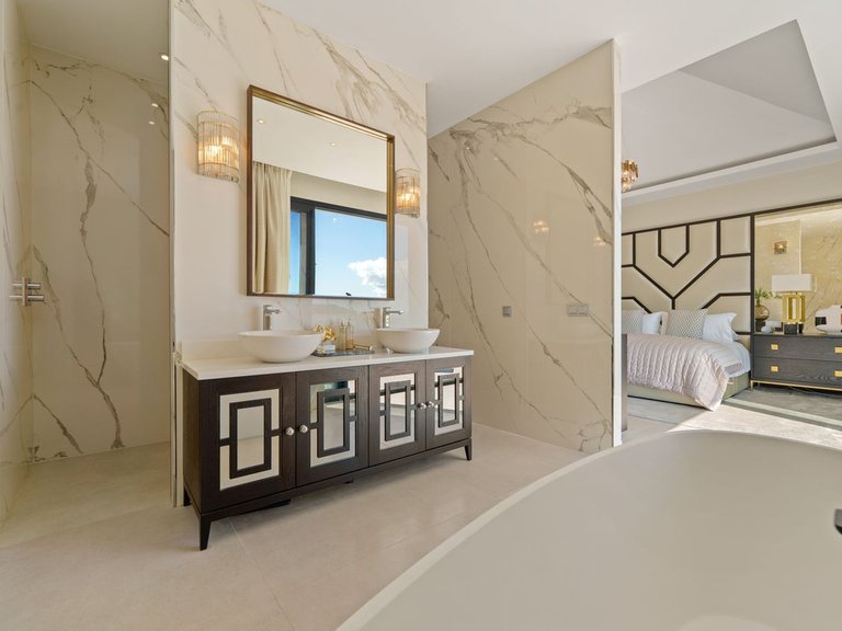Villa for Sale in Benahavis, Malaga 34