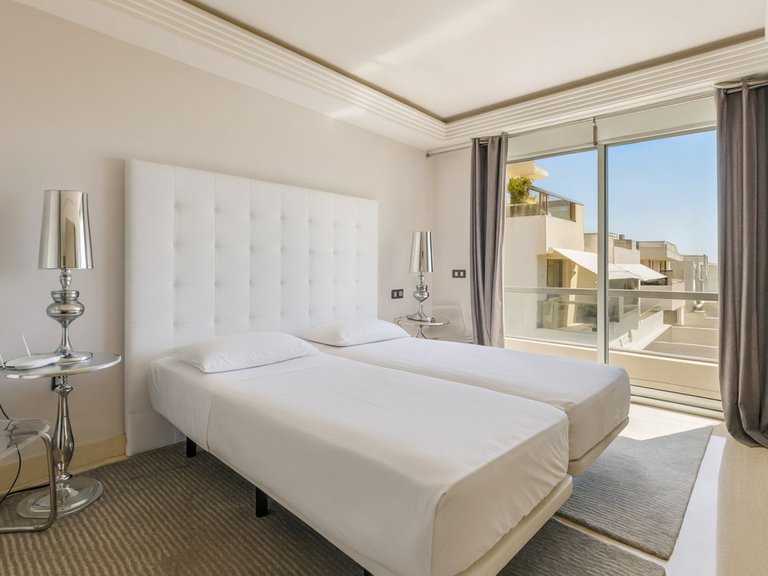 Apartment for Sale in Marbella, Malaga 23