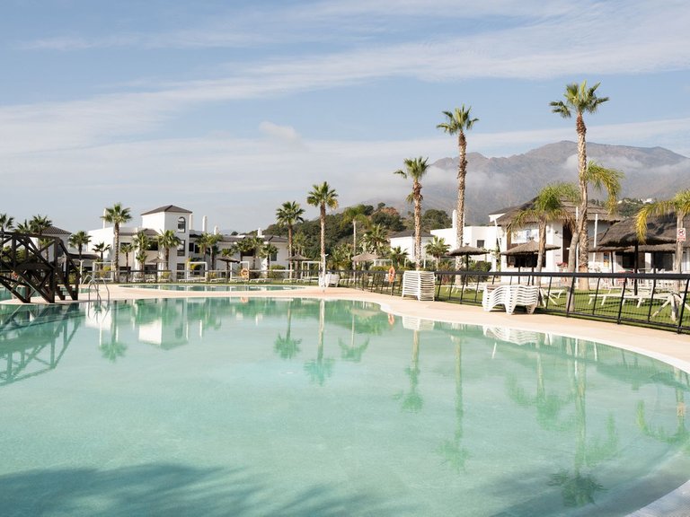 Apartment for Sale in Estepona, Malaga 3