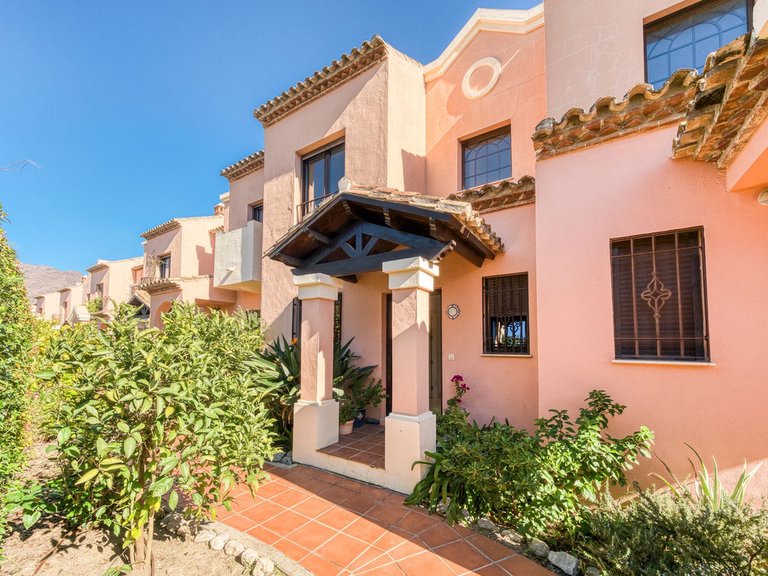 Town House for Sale in Estepona, Malaga 2