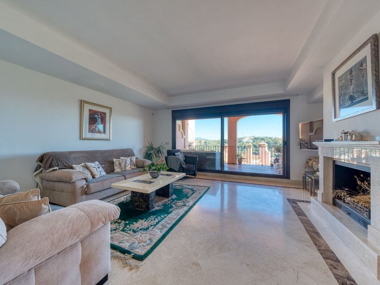 Town House for Sale in Estepona, Malaga 8
