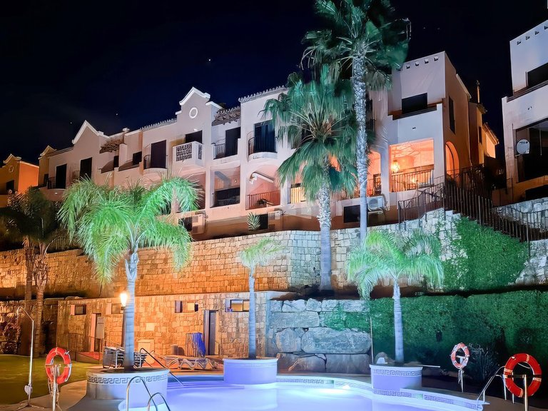 Town House for Sale in Estepona, Malaga 27