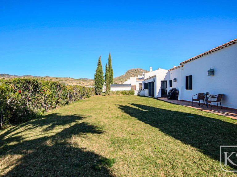 Villa for Sale in El Valle Golf Resort, Murcia 14