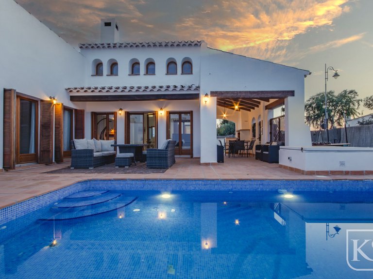 Villa for Sale in El Valle Golf Resort, Murcia 3