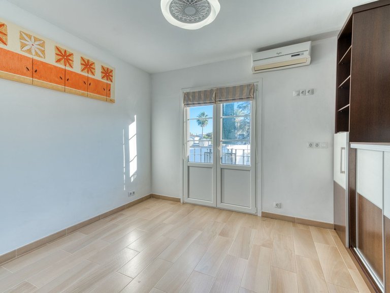 Apartment for Sale in Mijas Golf, Malaga 10