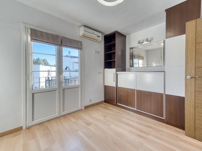 Apartment for Sale in Mijas Golf, Malaga 11