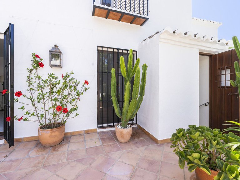Town House for Sale in Marbella Golden Mile, Malaga 11