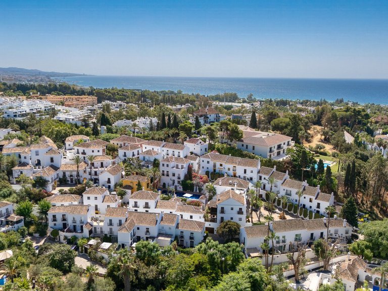 Town House for Sale in Marbella Golden Mile, Malaga 43