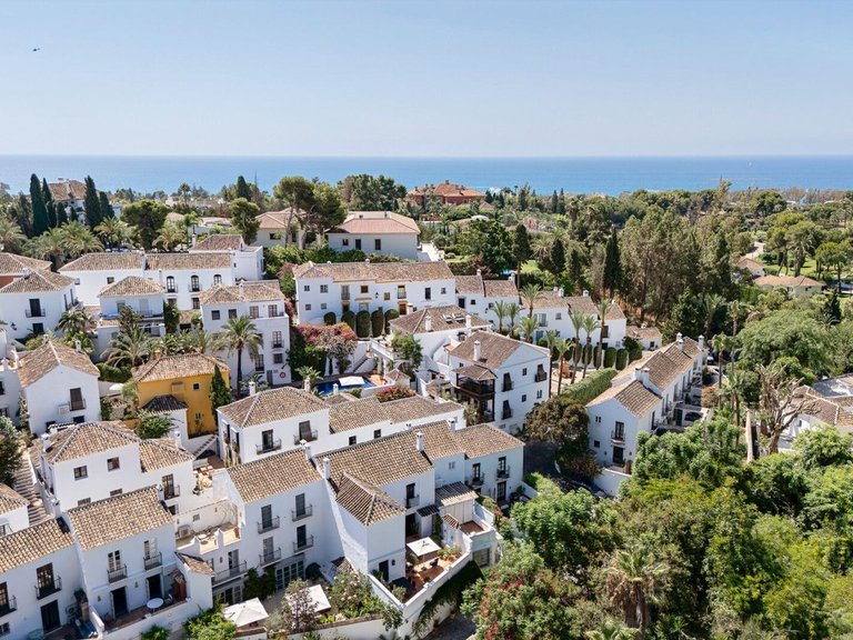 Town House for Sale in Marbella Golden Mile, Malaga 44
