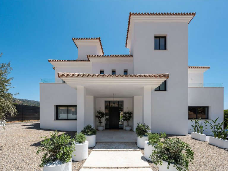 Villa for Sale in Elviria, Malaga 26