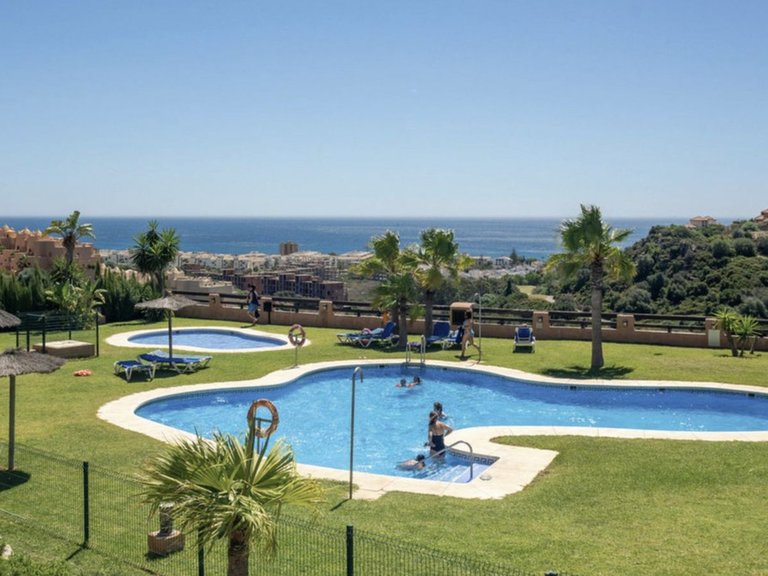 Apartment for Sale in La Duquesa, Malaga 9