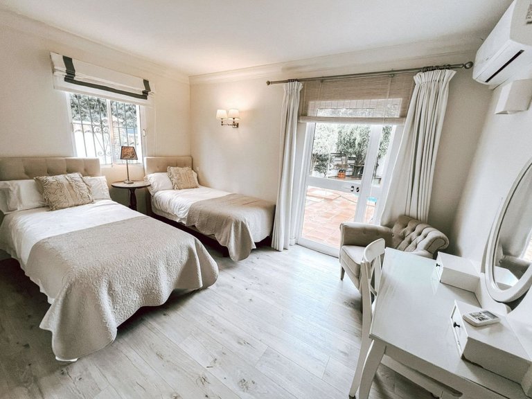 Villa for Sale in Nueva Andalucia, Malaga 7