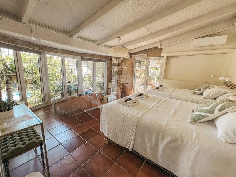 Villa for Sale in Nueva Andalucia, Malaga 5