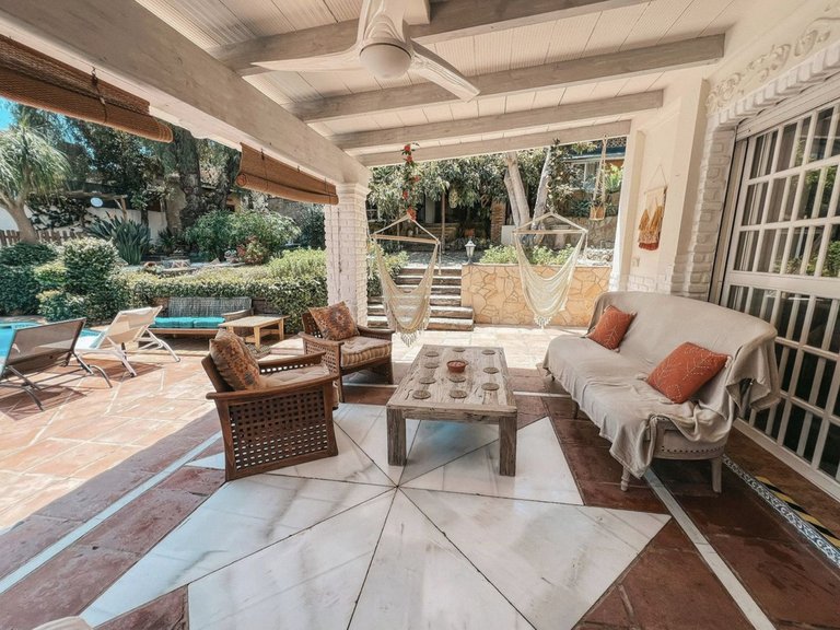 Villa for Sale in Nueva Andalucia, Malaga 9