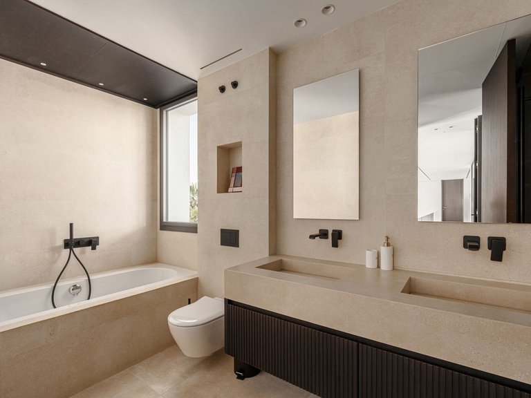 Villa for Sale in Benahavis, Malaga 33