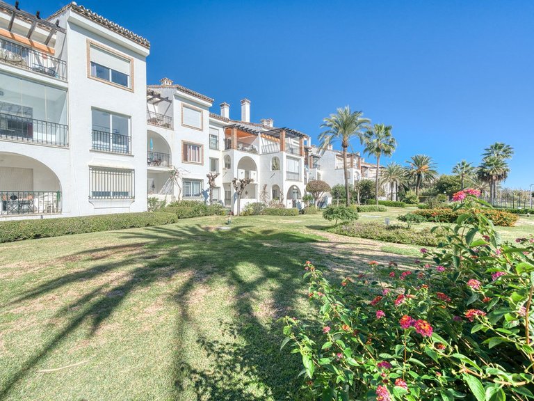 Apartment for Sale in Estepona, Malaga 5